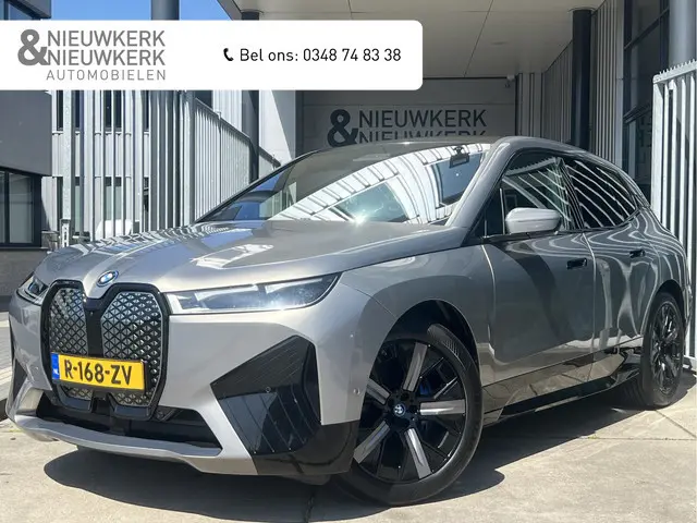 BMW iX xDrive40 High Executive 77 kWh | SOH 98% | VOL! | PANORAMADAK | LEDER | HEAD-UP DISPLAY | HAR...