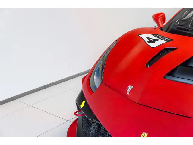 Ferrari 488