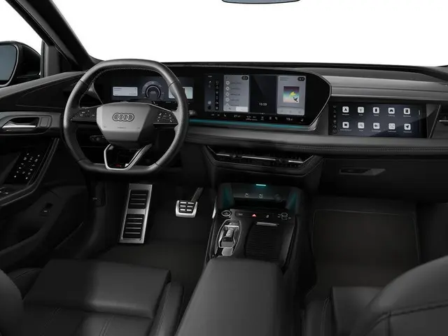 Audi Q6 e-tron S edition 83 kWh 252 PK · Adaptieve luchtvering · Glazen panoramadak · Tech pro