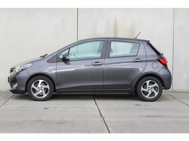 Toyota Yaris 1.5 Hybrid Dynamic / AUTOMAAT / CAMERA / AIRCO