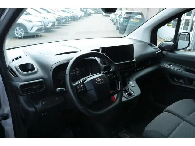 Toyota pro-ace
