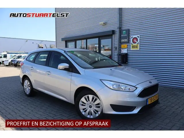 Ford Focus Wagon 1.0 Trend 1e Eigenaar | Volledig onderh | NAP | BTW | Trekhaak | Airco | Radio CD |...