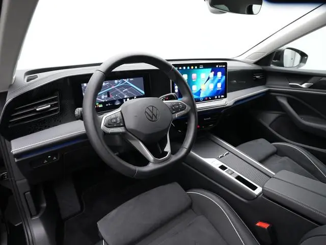 Volkswagen Passat Variant 1.5 eHybrid 204 pk Business | Trekhaak | Head-up display | Stuur-/stoelver...
