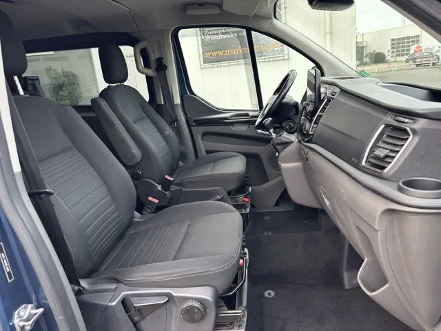 Ford Transit Custom 300 2.0 TDCI L2H1 DC Trekhaak Camera Navi Cruise 