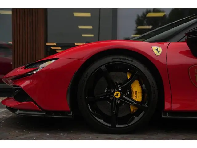 Ferrari SF90 Stradale