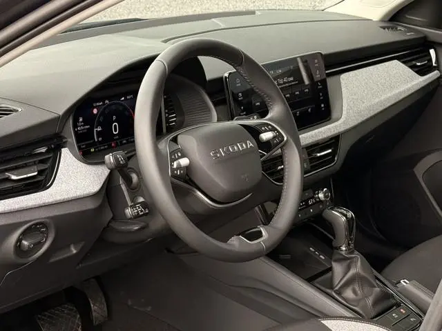 ŠKODA Scala 1.0 TSI Business Edition | Stoel/Stoelverwarming | DAB | Cruise | Apple Carplay |