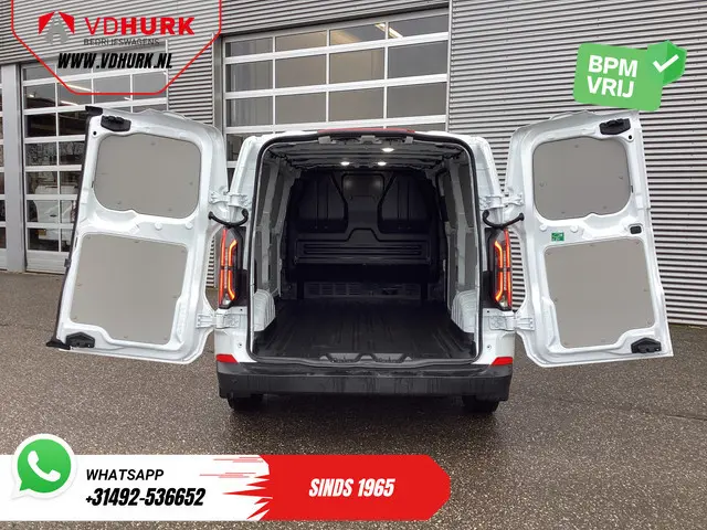 Ford E-Transit Custom