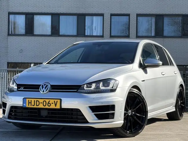Volkswagen Golf 2.0 TSI R 4Motion DSG 300pk | Achteruitrijcamera | Bi-xenon koplampen | Cruise contr...