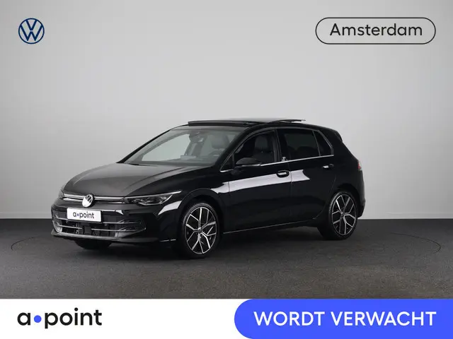 Volkswagen Golf 1.5 eTSI 50 Jahre Edition 150 pk Automaat (DSG) | Navigatie | Panoramadak | Parkeers...
