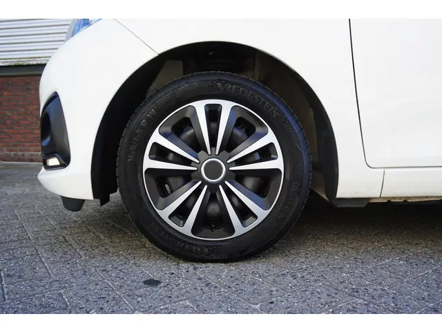 Peugeot 108 1.0 e-VTi Premium/Dealeronderhouden/1e Eigenaar/ All-Season banden.