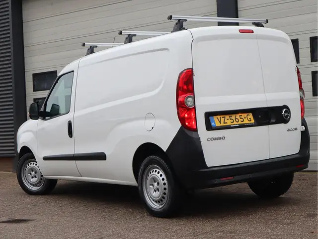 Opel Combo 1.3 CDTi L2 Lang - Airco - PDC - Dakdragers