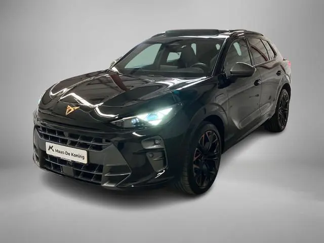 CUPRA Terramar 1.5TSIe-Hybrid 200kW/272PK VZ Performance · Panoramadak · Trekhaak · 360°Camera + Par...