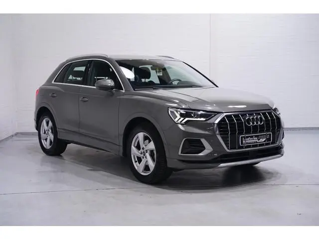 Audi Q3 35 TFSI Advanced edition Plus NAP Rijklaar! Led koplampen Camera Sportstoelen Leder/alcantar...