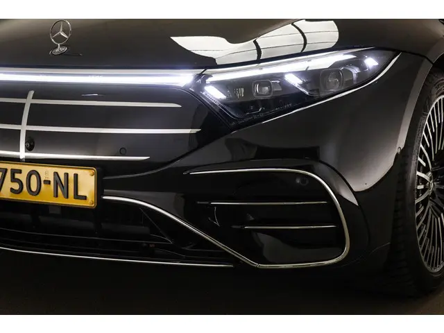Mercedes-Benz EQS