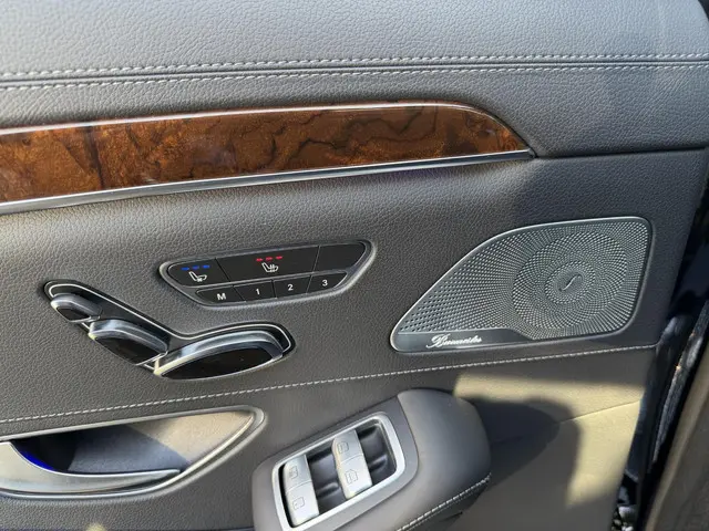 Mercedes-Benz S-Klasse