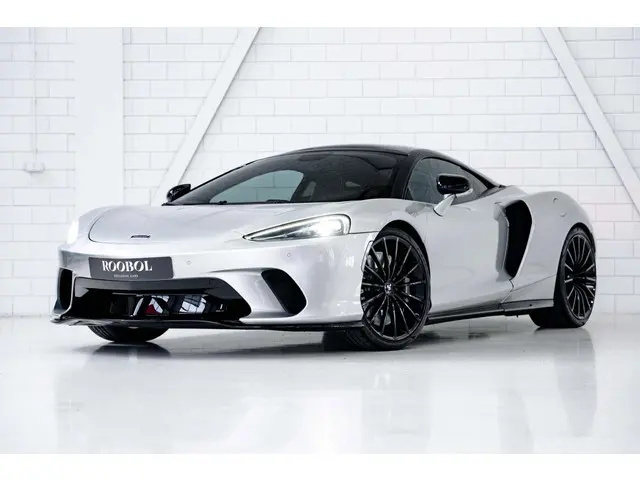 McLaren GT 4.0 V8 l Bower & Wilkins l Carbon l Lift l Sportuitlaat |