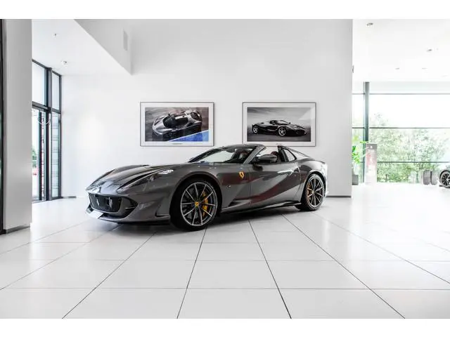 Ferrari 812 GTS