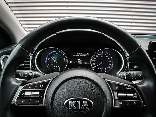 Kia XCeed 1.6 GDi PHEV DynamicLine | Clima | Cruise | Navi | Camera | Led | Lichtmetaal |
