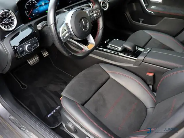 Mercedes-Benz A-klasse 250 e AMG Limited | Navi | Pano | MBUX High End | LED | 18’’ AMG | Camera + P...