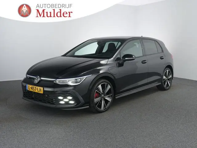 Volkswagen Golf 1.4 eHybrid GTE | HUD | IQ Matrix | Mistlampen | Winterpakket | Afneembare trekhaak...