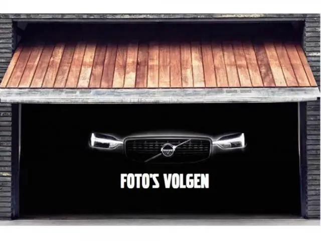 Volvo V40 2.0 T2 122PK Kinetic | Stoelverwarming | Cruise Control | PDC V+A | 16''