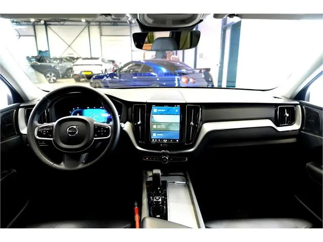 Volvo XC60 2.0 T6 AWD 293kW/399pk Aut8 Ultimate Bright PANORAMADAK + HARMAN/KARDON + PILOT ASSIST +...