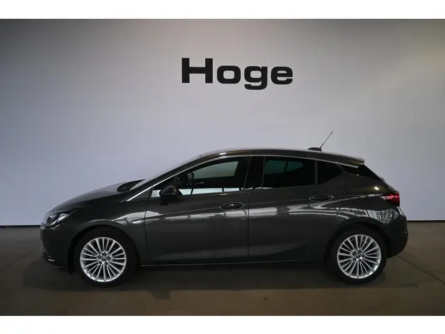 Opel Astra 1.0 Innovation Clima Carplay LED Stuur/Stoelverwarming Goed Onderhouden! Inruil Mogelijk!