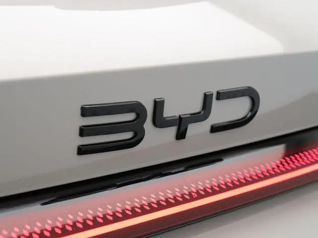 BYD Seal U SEAL U 1.5 DM-i FWD Boost | Black Line | Panoramadak | Infinity Audio | 360 Graden Camera...