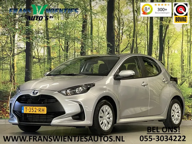 Toyota Yaris 1.5 Hybrid Active | Origineel Nederlands | Apple Carplay | Android Auto | Camera | Adaptieve Cruise Control | Lane Assist | DAB | Airconditioning |