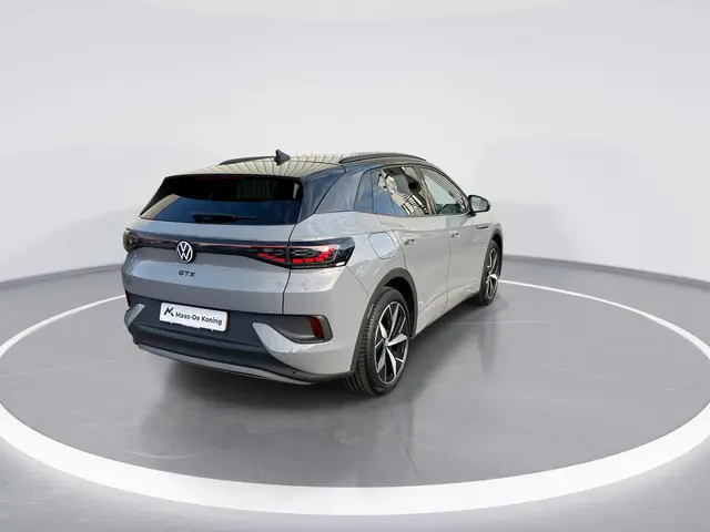 Volkswagen ID.4 GTX 4Motion 77 kWh /300PK · Panoramadak ·  Trekhaak · Apple/Android Car Play · Navig...