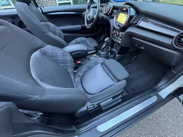 MINI Cooper S Cabrio