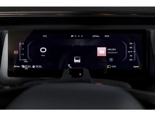 Lynk & Co 08