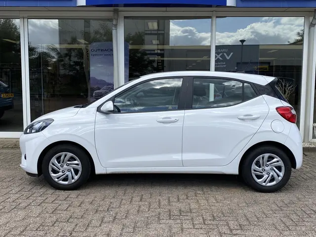Hyundai i10 1.0 Comfort | Apple Carplay/Android auto |  Cruise Control | Airco | Bluetooth | Rijstro...