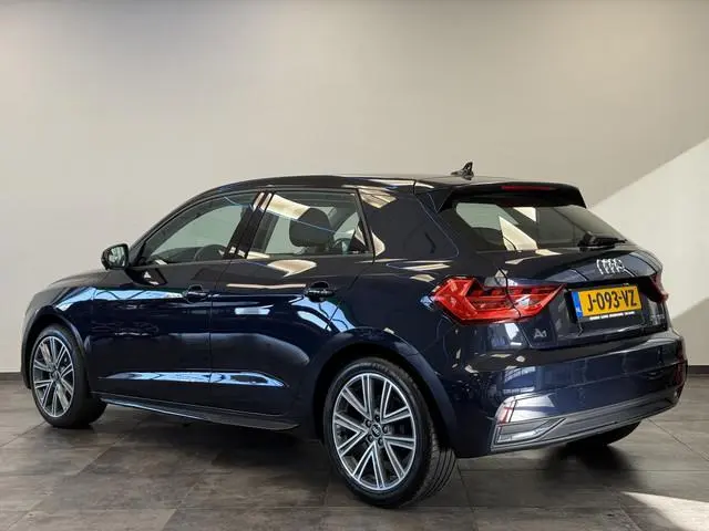 Audi A1 Sportback 25 TFSI epic Apple carplay 17LMV  Cruise Control ACC