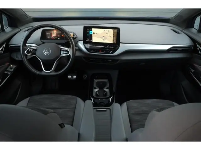 Volkswagen ID.4 Pro Performance 150 kW | SOH 95% | Panoramadak | Trekhaak