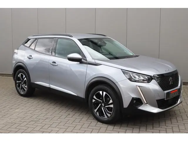 Peugeot 2008 1.2 PureT. 130PK Allure Gr.-Navigatie/Camera/Cruise-control/Carplay-android