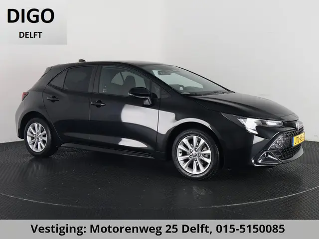Toyota Corolla HYBRID 140 BUSINESS BLACK ED. GARANTIE 5-2035* 15.000 KM!!! STOEL -EN STUURVERWARMNG...