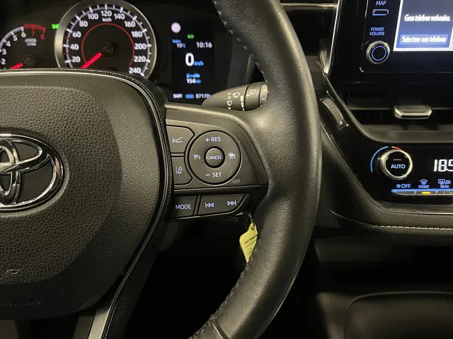 Toyota Corolla Touring Sports