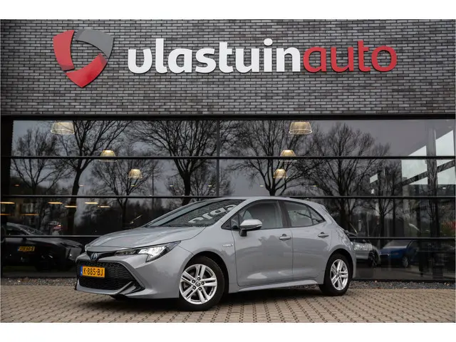 Toyota Corolla 1.8 Hybrid Business