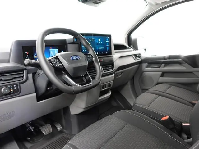 Ford Transit Custom 300 2.0 TDCI L2H1 Trend Nieuw Model Automaat Airco Navigatie Cruise PDC Camera