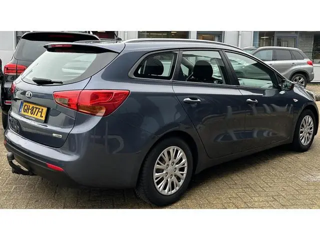 Kia ceed Sportswagon 1.6 GDI ComfortLine 135PK | NL AUTO | Trekhaak | Volledige Onderhoudshistorie |...