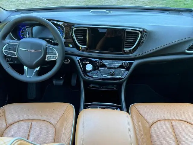 Chrysler Pacifica