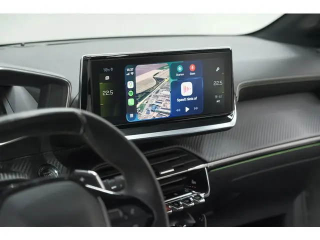 Peugeot 208 PureTech 130 EAT8 GT-Line | Camera | Adaptieve Cruise Control | Stoelverwarming | Naviga...