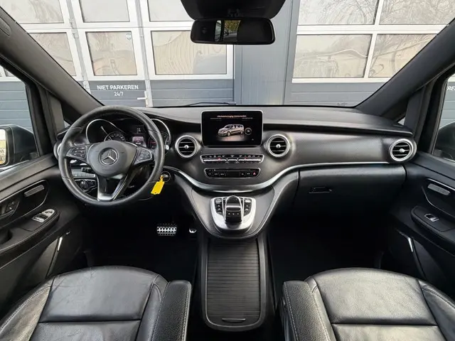 Mercedes-benz V-klasse 250d Lang AMG Dubbel Cabine / Leder / 360 Camera / Burmester / Elektrische sc...