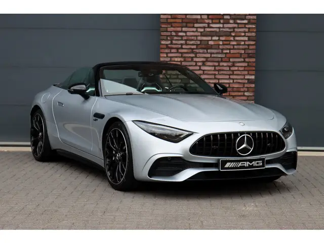 Mercedes-Benz SL-klasse Roadster AMG 43 Premium Aut9 | 381pk | Performance-stoelen | Burmester | Stoelventilatie | Airscarf | Verwarmd Stuurwiel | Digital Light | Surround Camera | HUD | Contourstoelen |