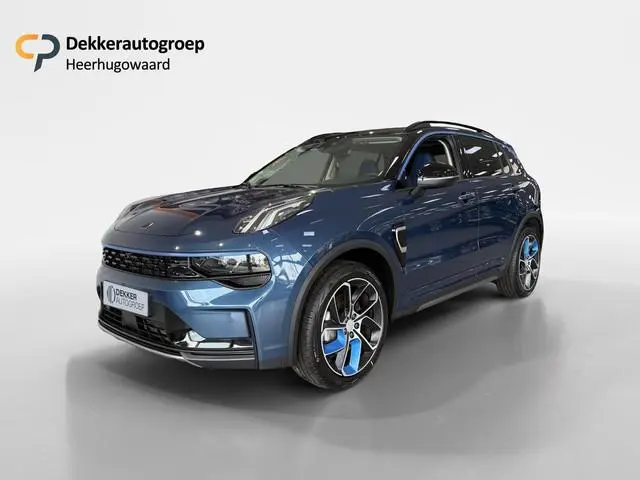 Lynk & Co 01