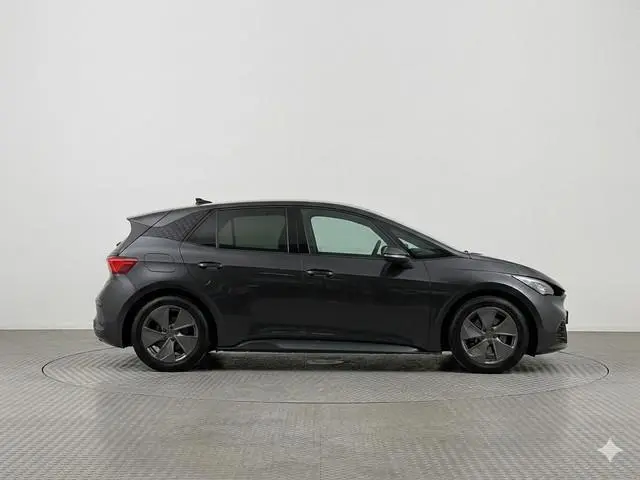 CUPRA Born Business 62 kWh 204pk | SOH 91%| Parkercamera | Lichtmetalen velgen | Apple Carplay /-And...