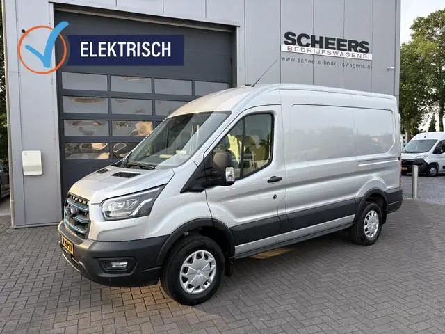 Ford e-TRANSIT 350 L2H2 269PK Trend 68kWh Pro Power Onboard