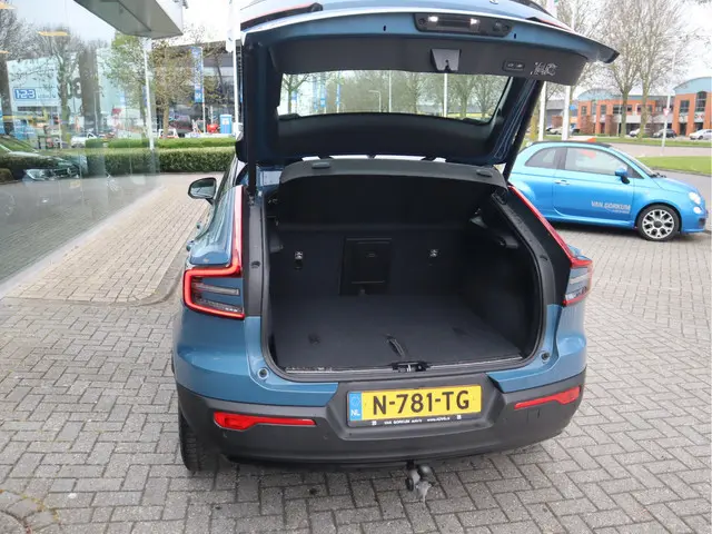 Volvo C40