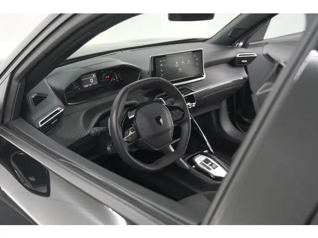 Peugeot 2008 1.2 Hybrid 136 Style | Apple Carplay | Parkeersensoren | Climate control